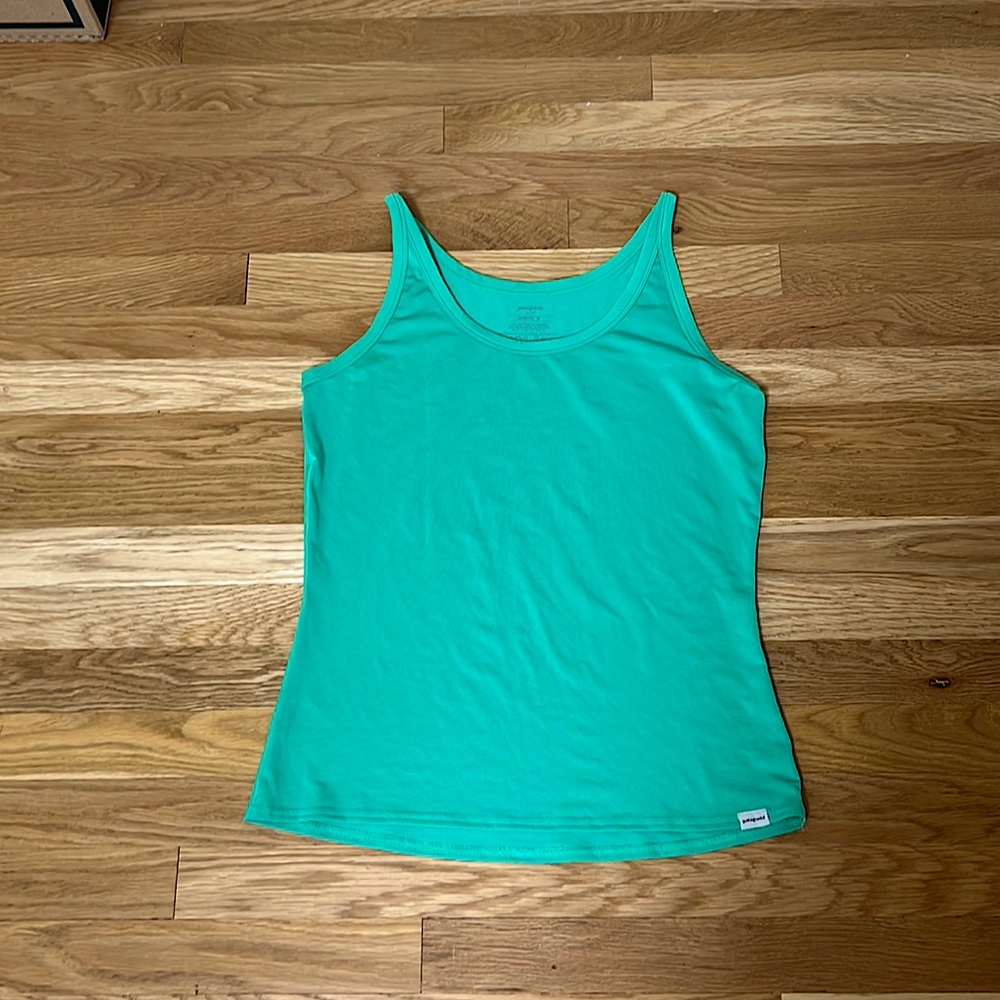 Patagonia medium tank top